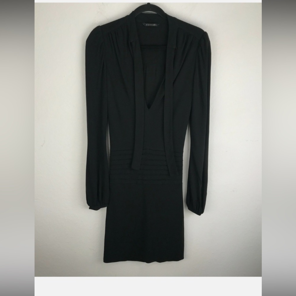 Black Halo Elegant Long Sleeve Dress in Black